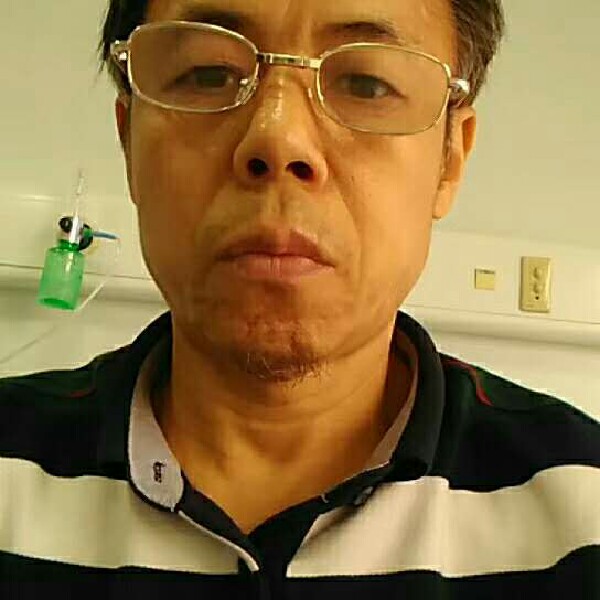 小蘑菇不找的照片