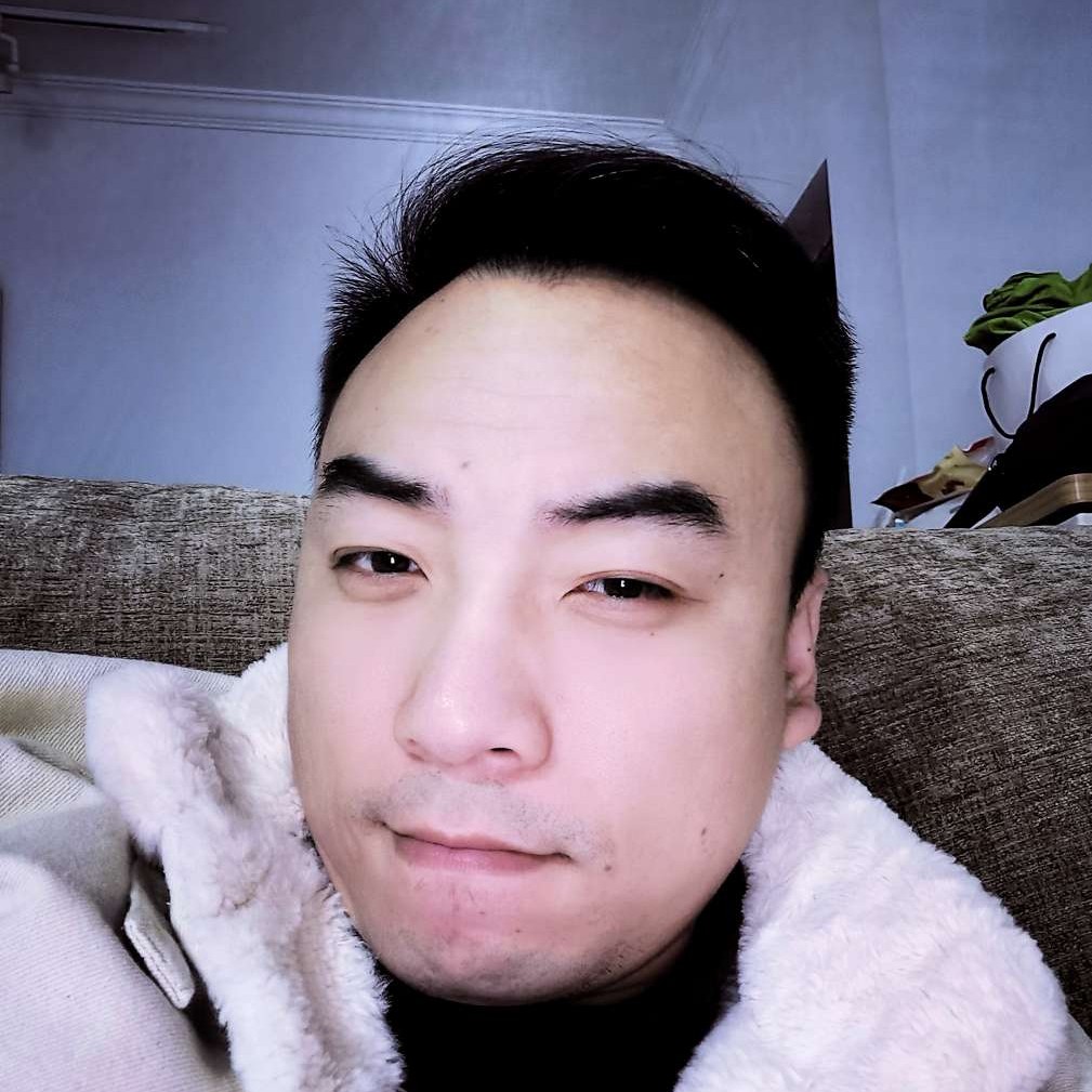 独自饮酒醉的照片