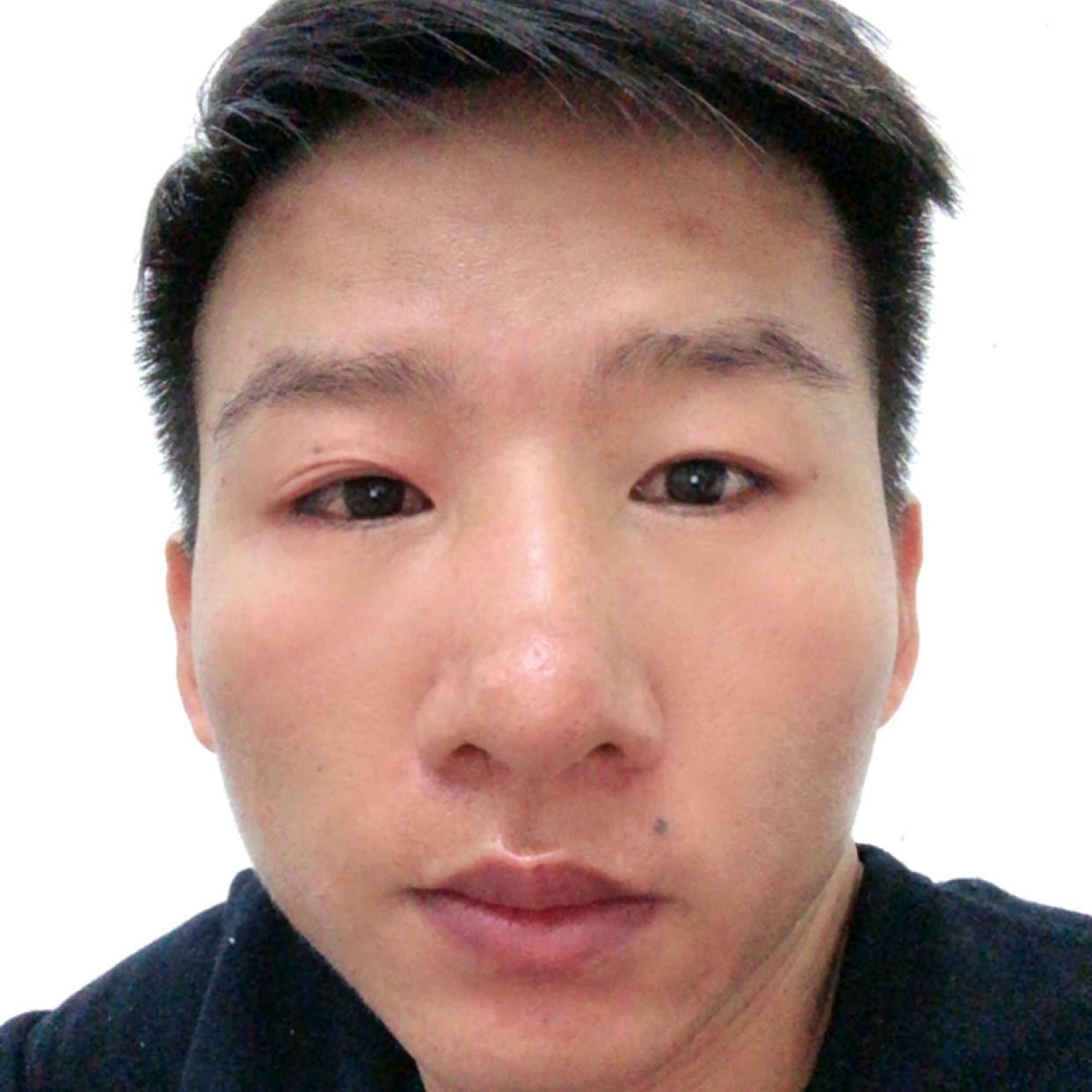 半夏相许谁的照片