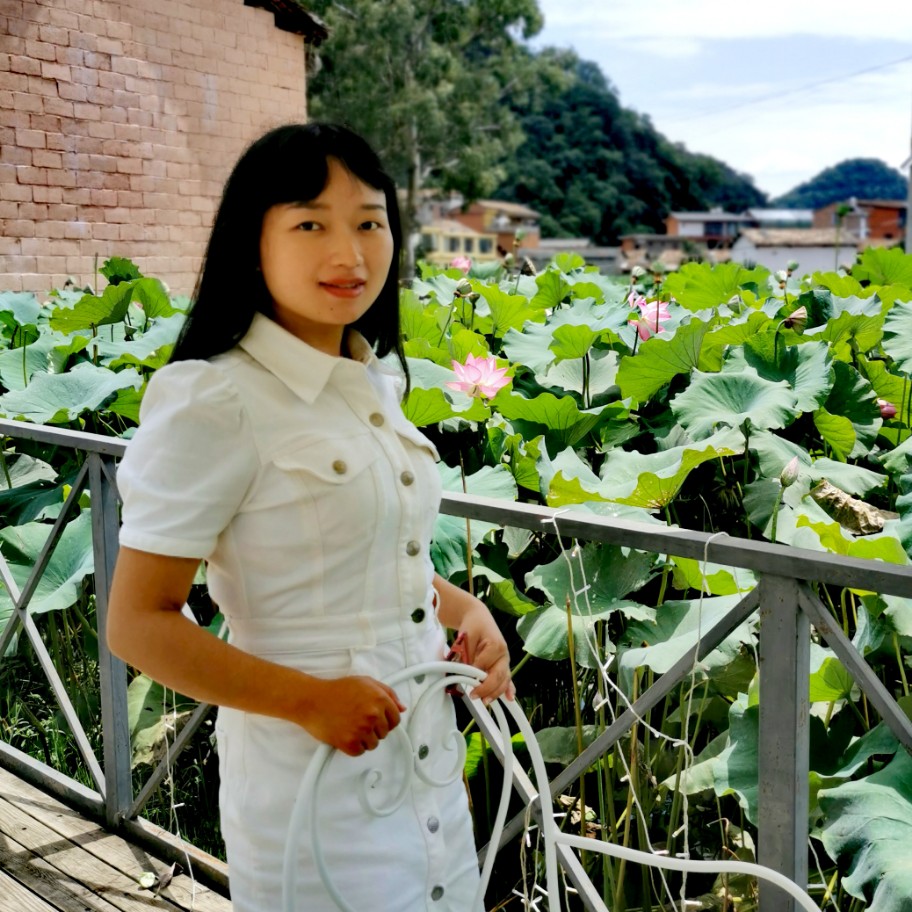 时锐的照片