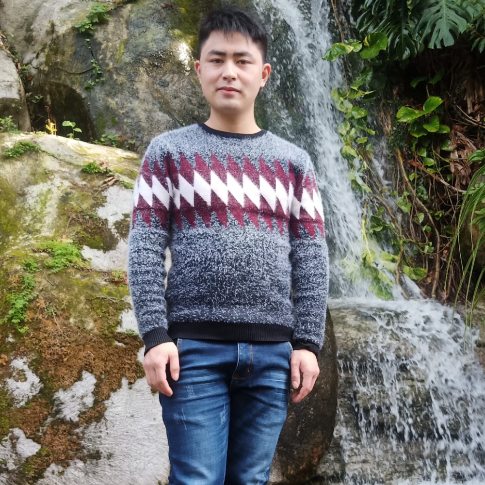 陌殇請英勇的照片