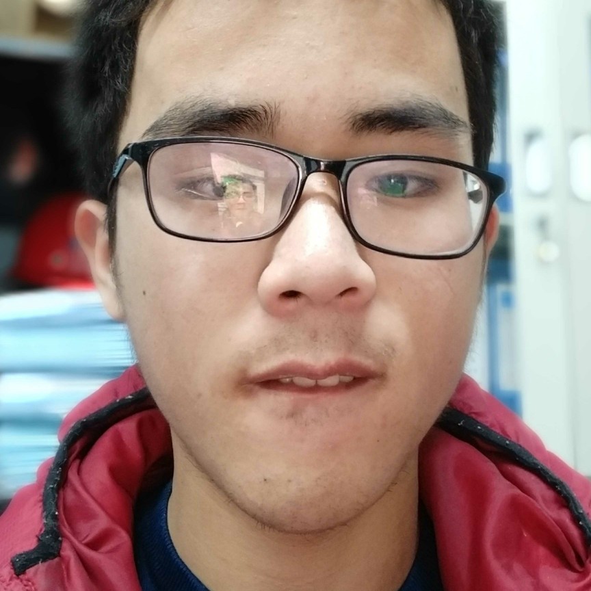 孤单一人在家的照片