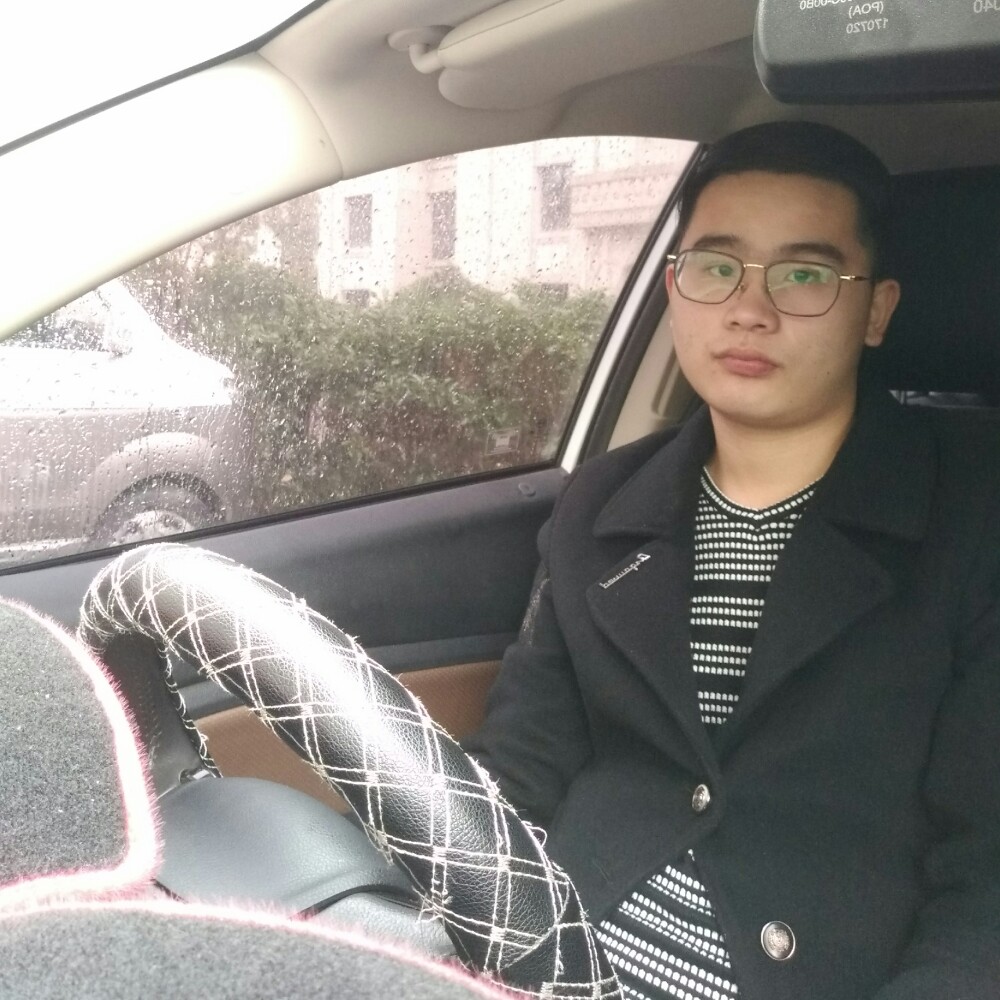 帅帅的小哥哥的照片