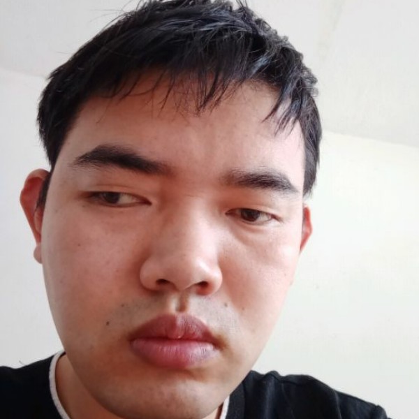 微笑说忧心的照片