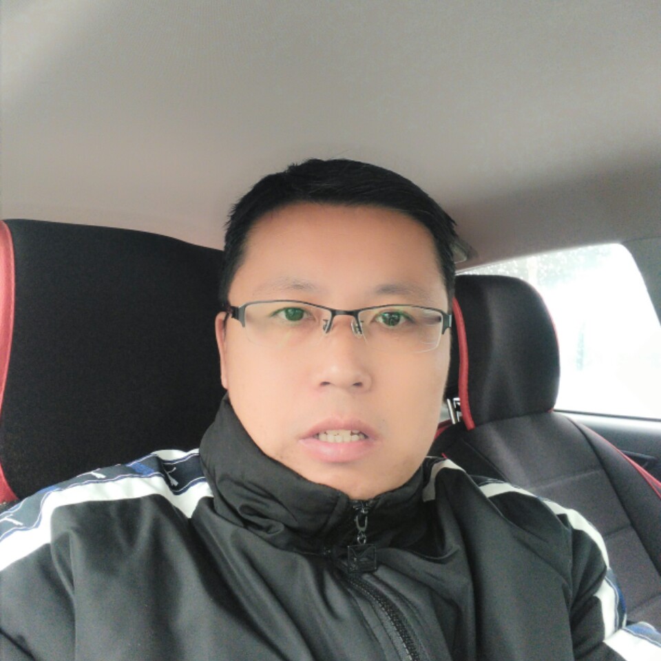 秀丽逐风的照片