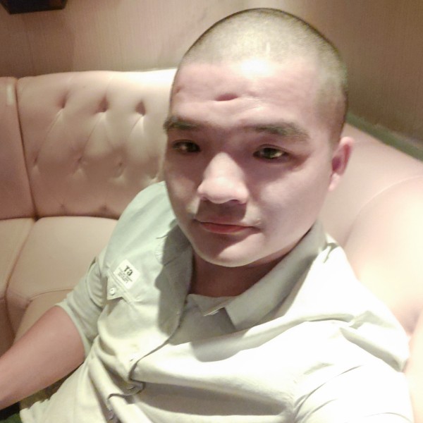 天真扯白开水的照片