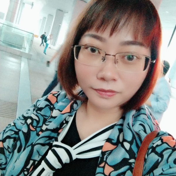 王小伦子的照片