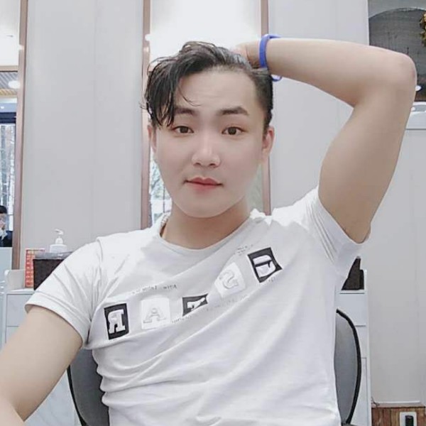 沐潼的照片