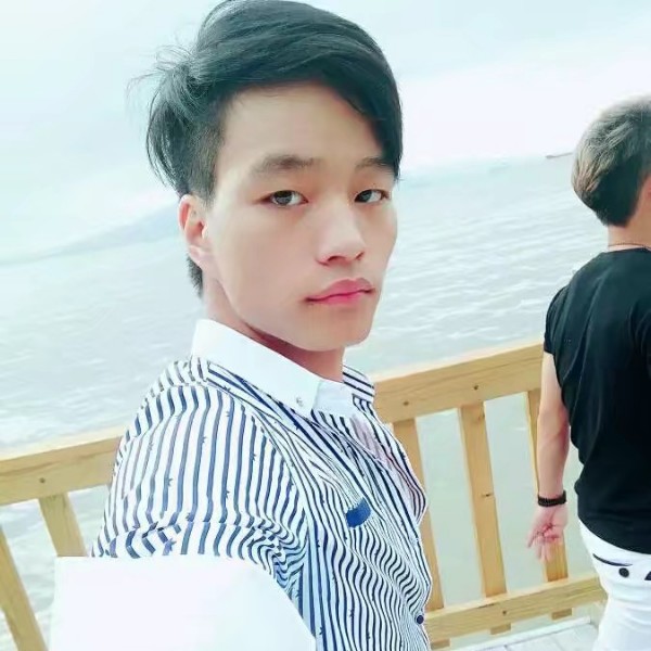 细心吃醋烤鸡的照片