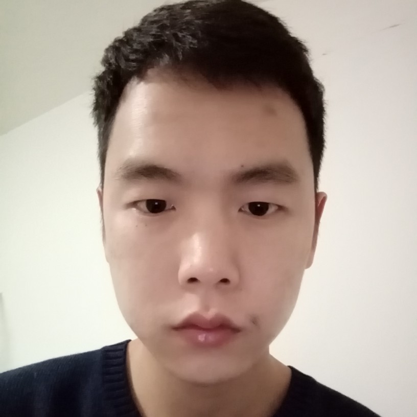 旧颜挽手俏皮的照片