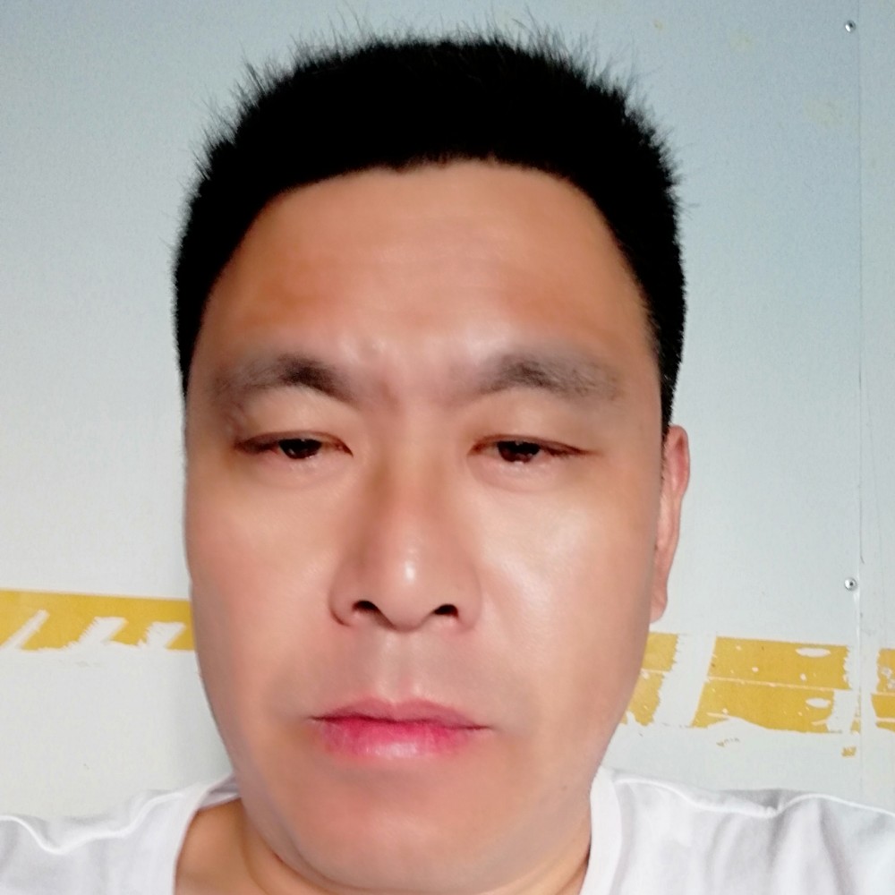 含糊板凳的照片