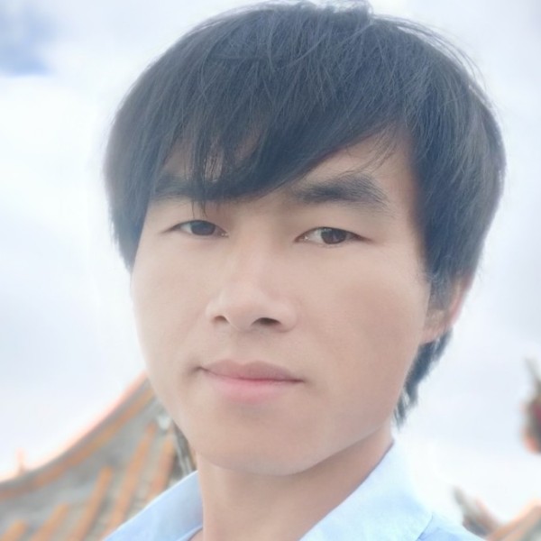 裙子拿怕黑的照片