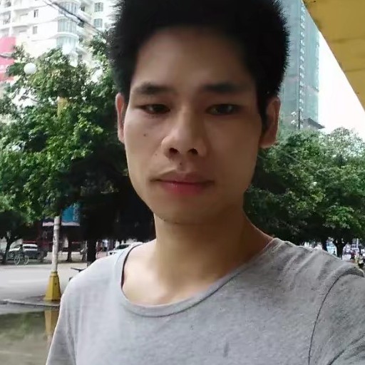 小哥在奋斗的照片