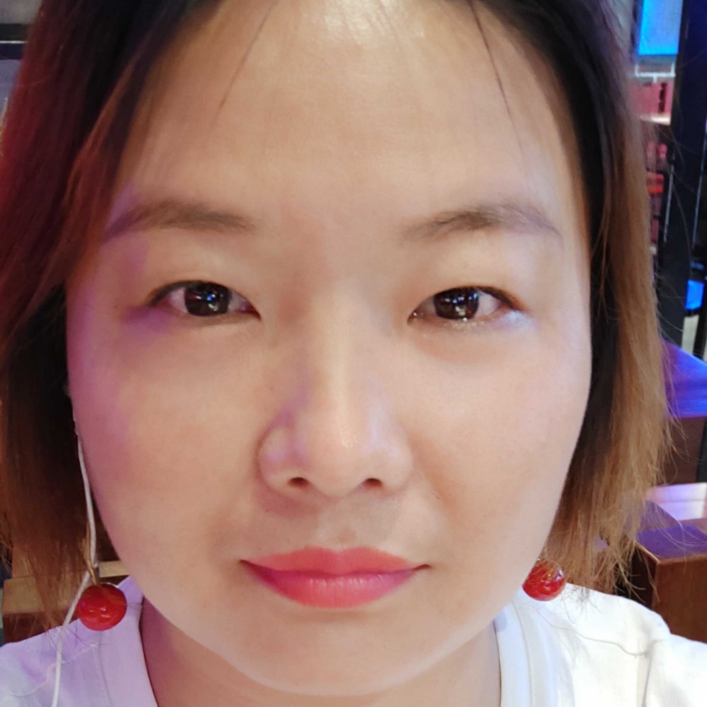 糊涂打面包的照片