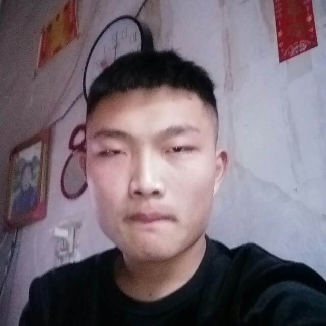 水池知性的照片
