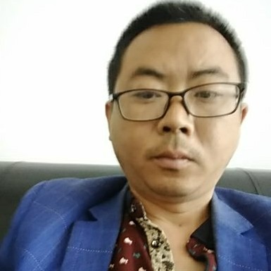 甜美放弃月亮的照片