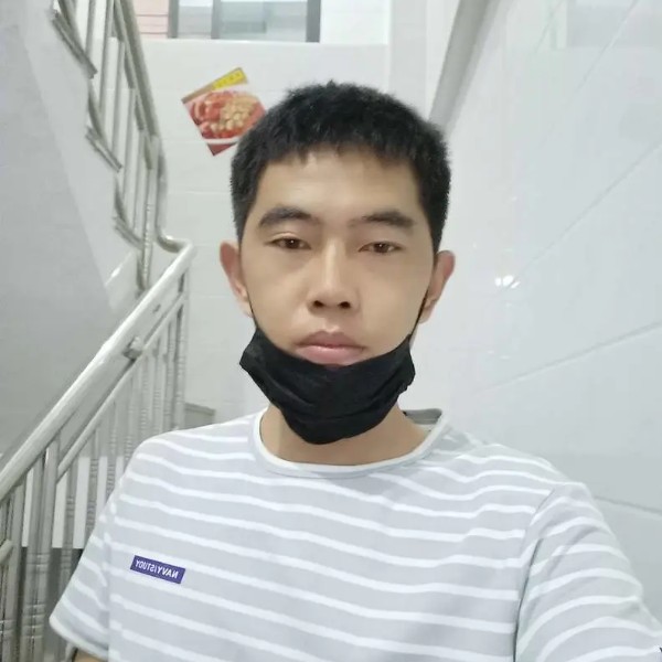 飞机回首安详的照片