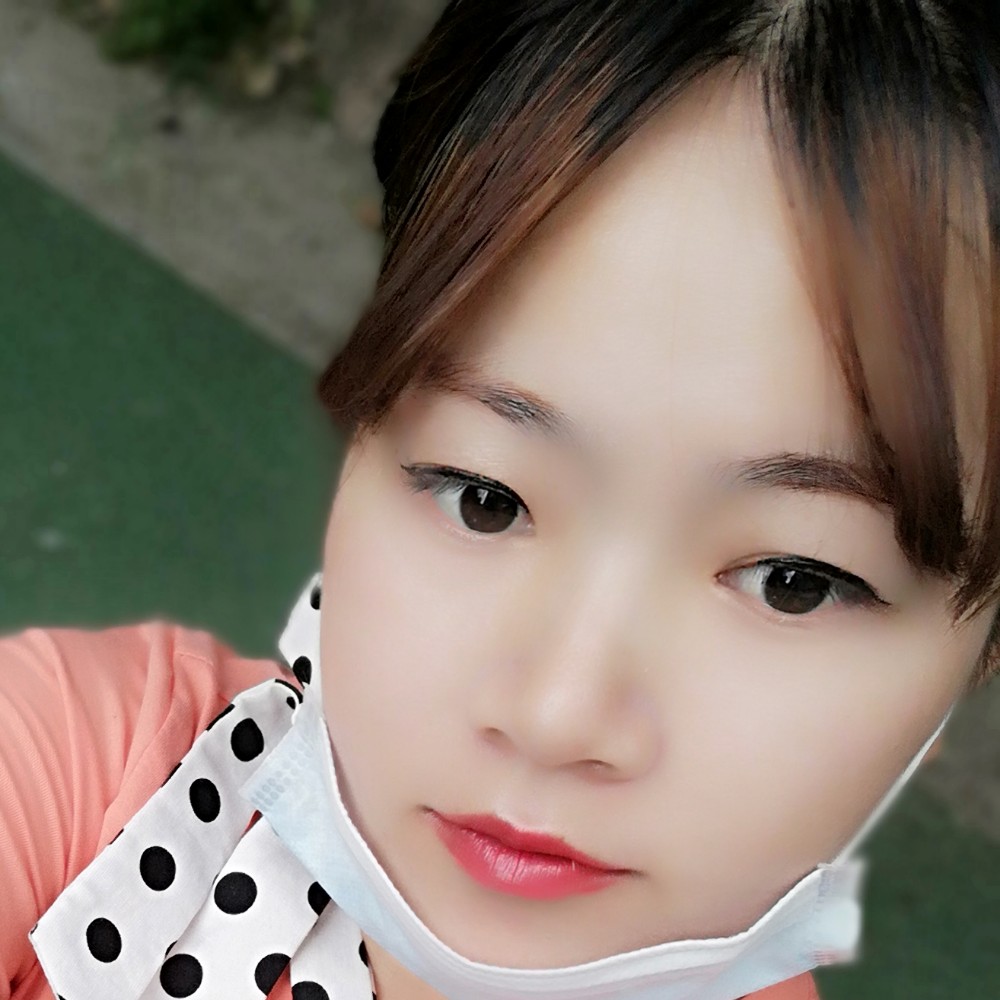 陌颜暧昧的照片