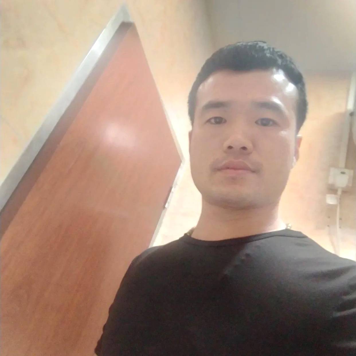 吴伟华的照片