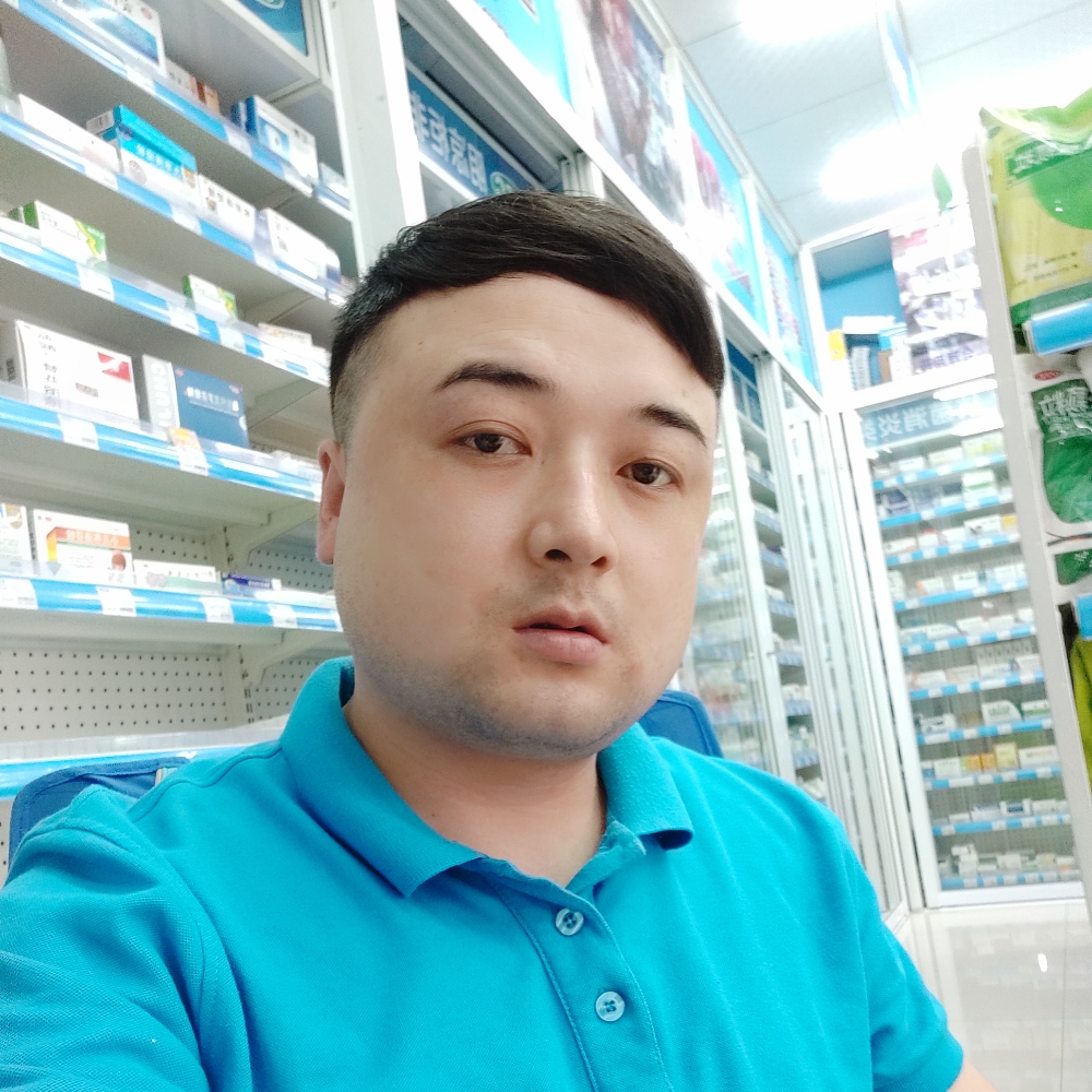 香水踢痴情的照片