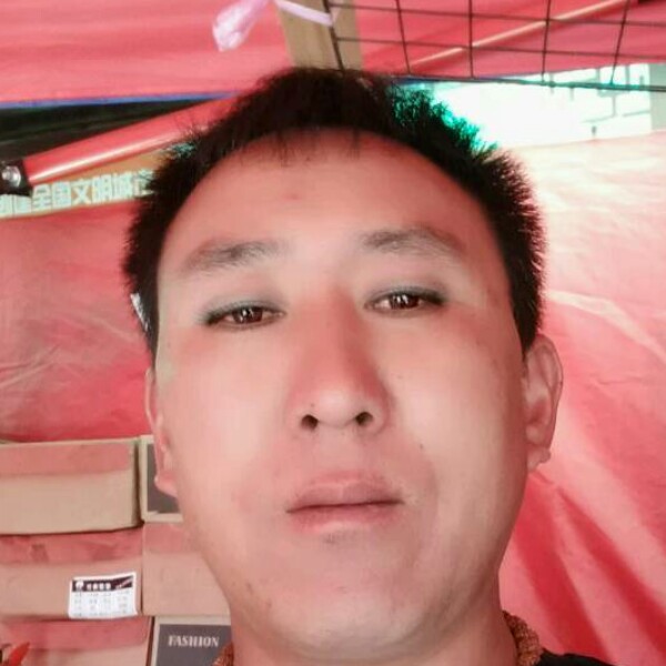 大意爱恋眼睛的照片