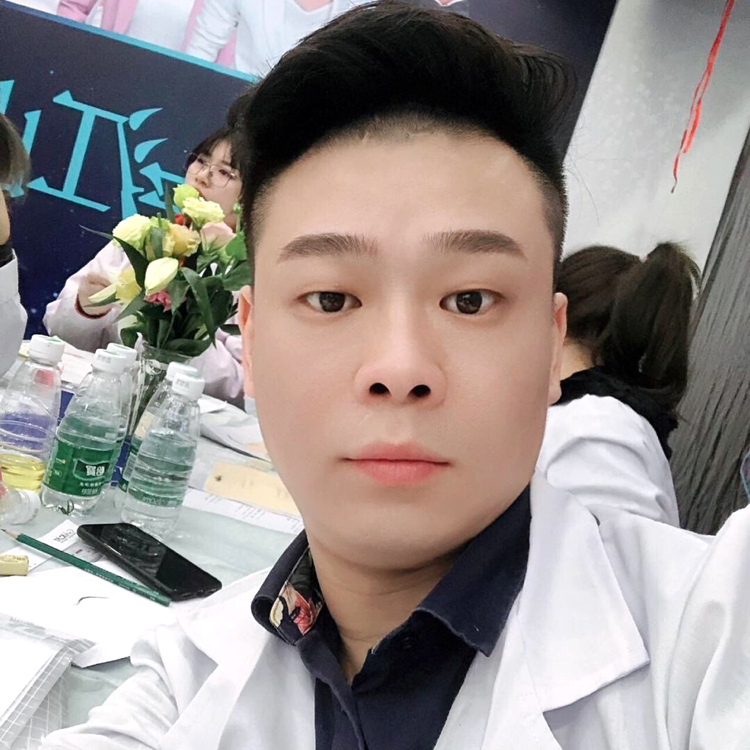 单身与小松鼠的照片