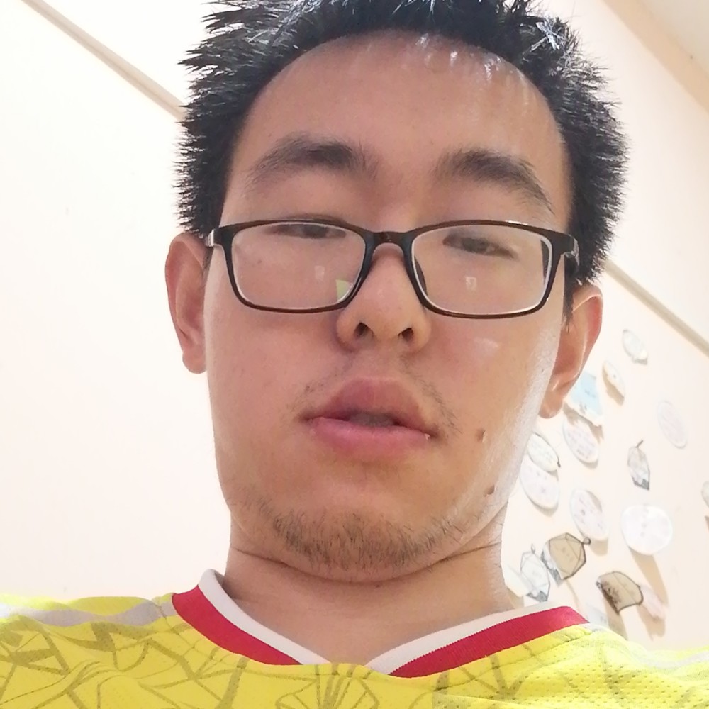 卢毅远的照片