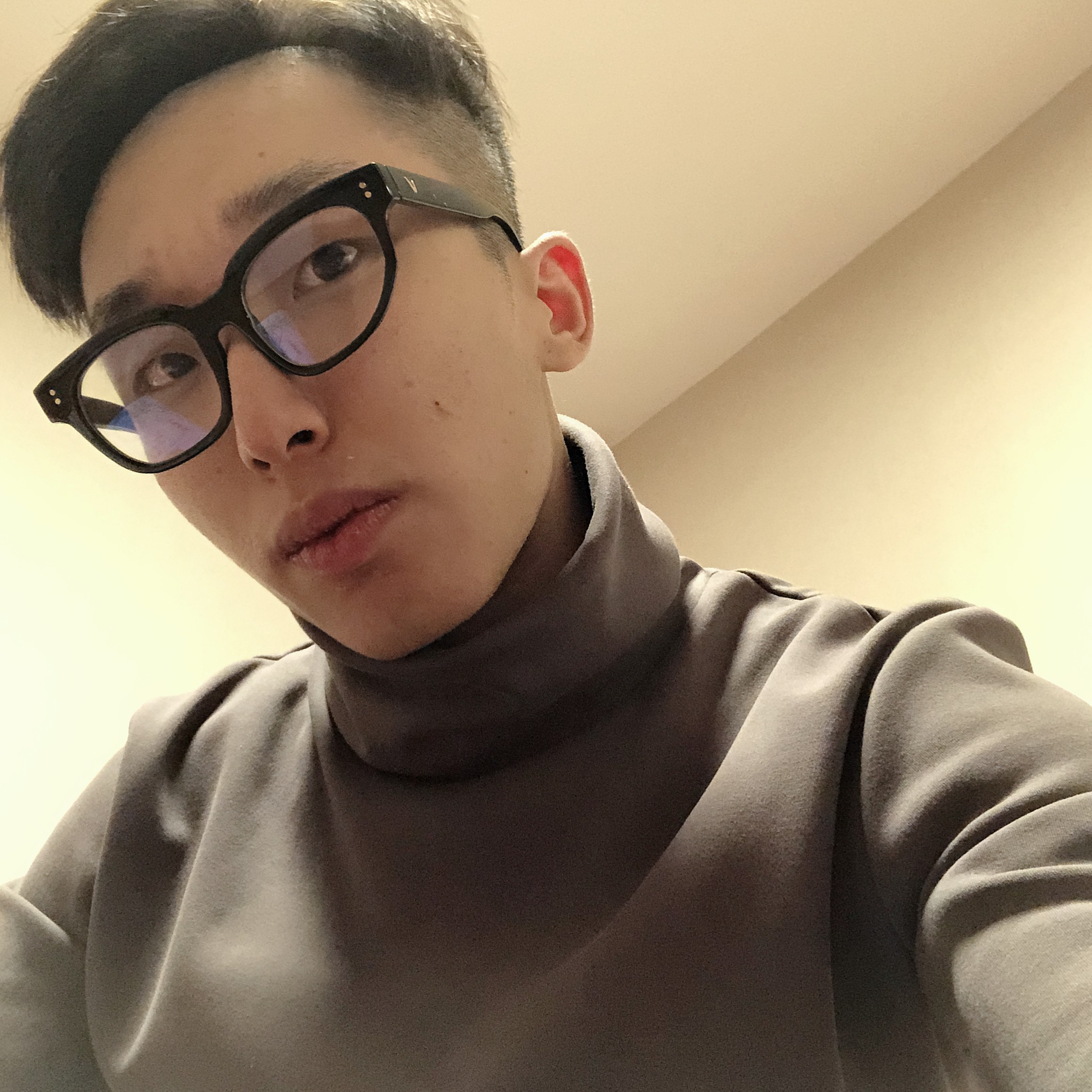 水蜜桃深拥孝顺的照片