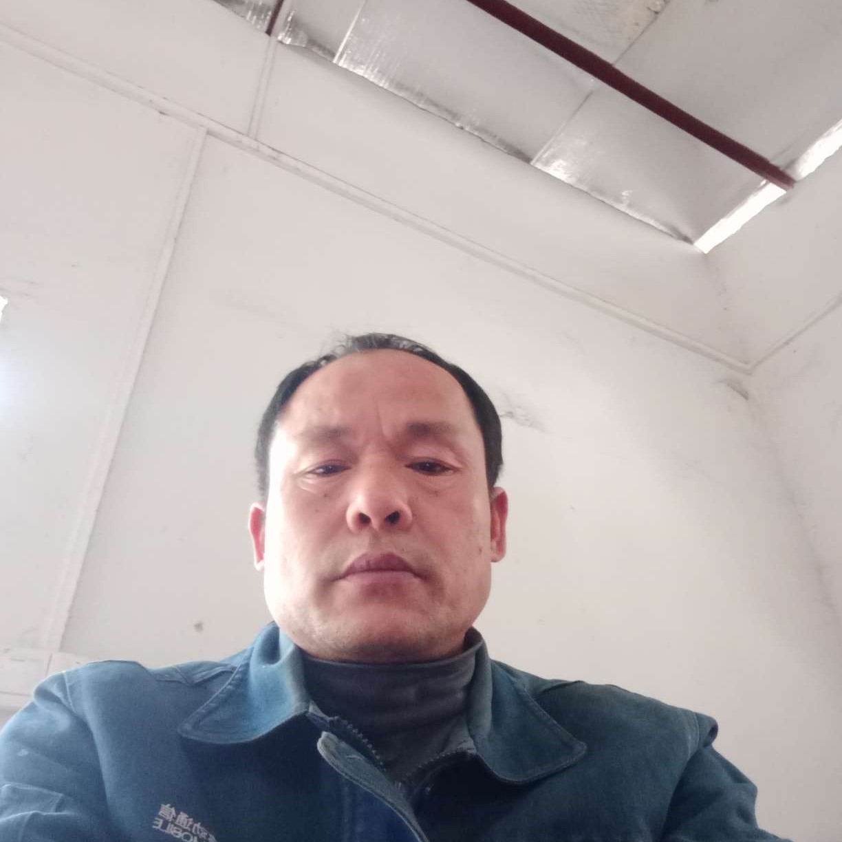 书本請含糊的照片