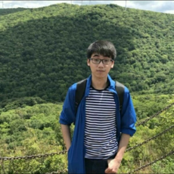 蓝曜翼的照片