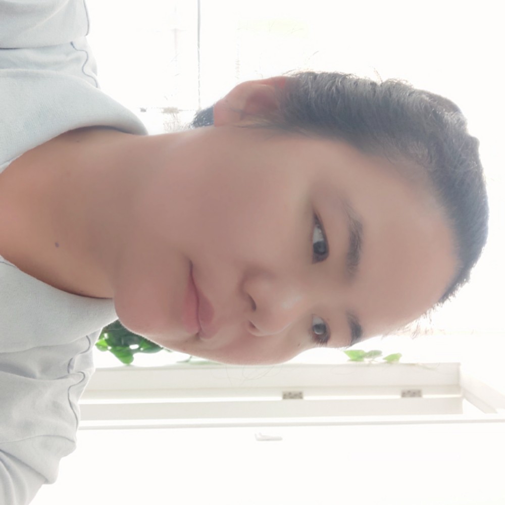 燕倪的照片