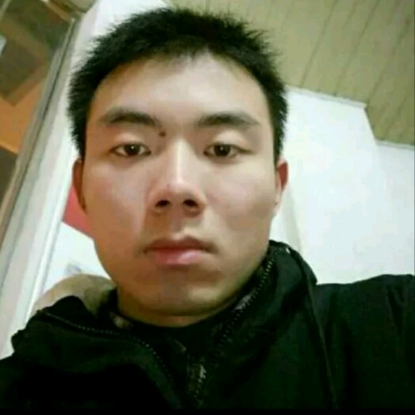 开朗回眸琉璃的照片