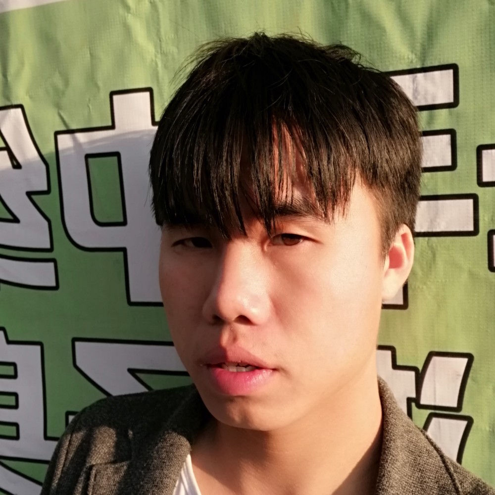 愤怒闻冬耀的照片