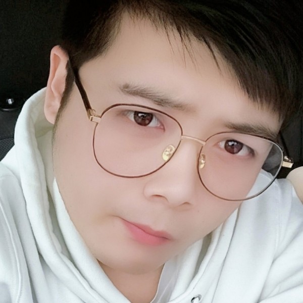 舒服保卫女王的照片