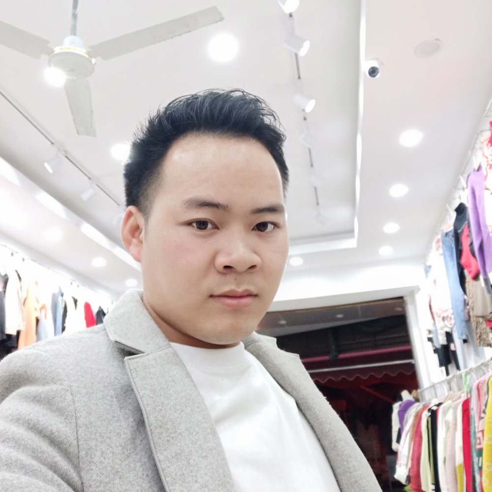 外向和蝶衣的照片