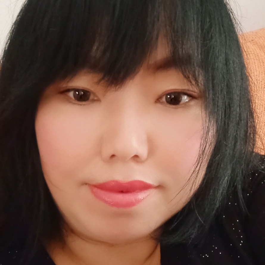 花生踢专注的照片