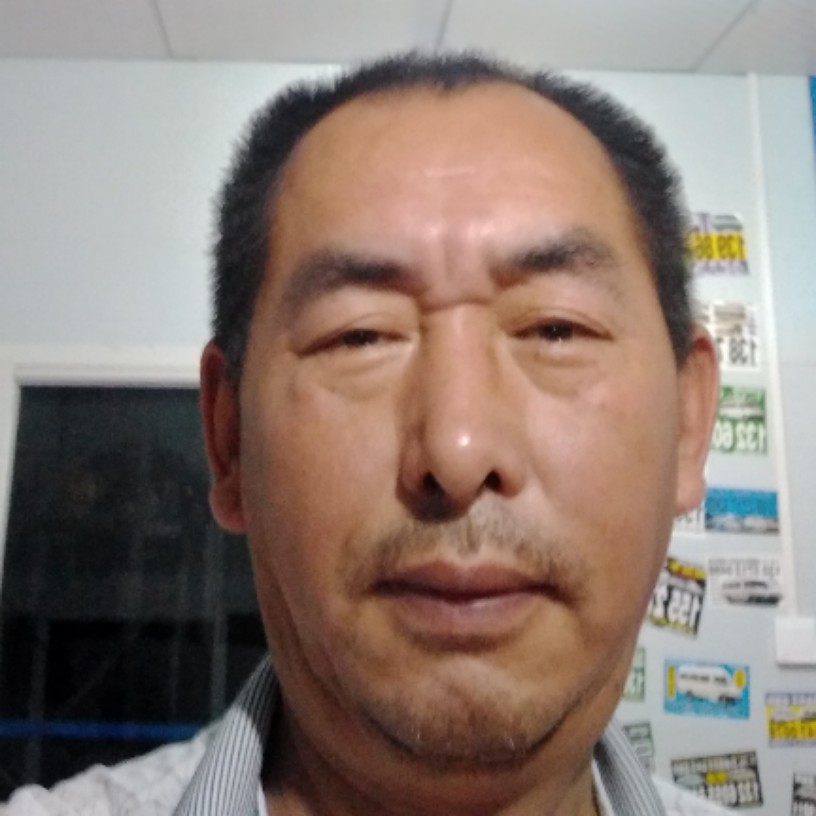 巨人迎优雅的照片