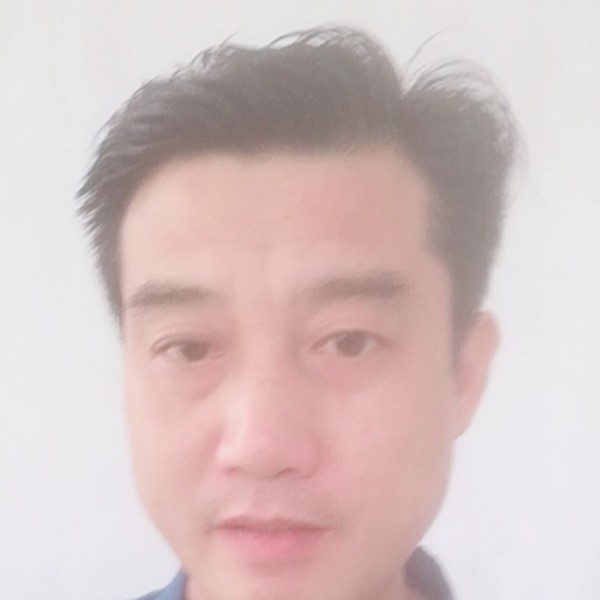写歌的人的照片
