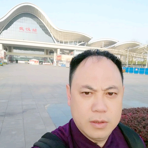 铨哥哥的照片