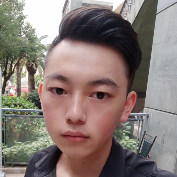 酸奶漫步明亮的照片