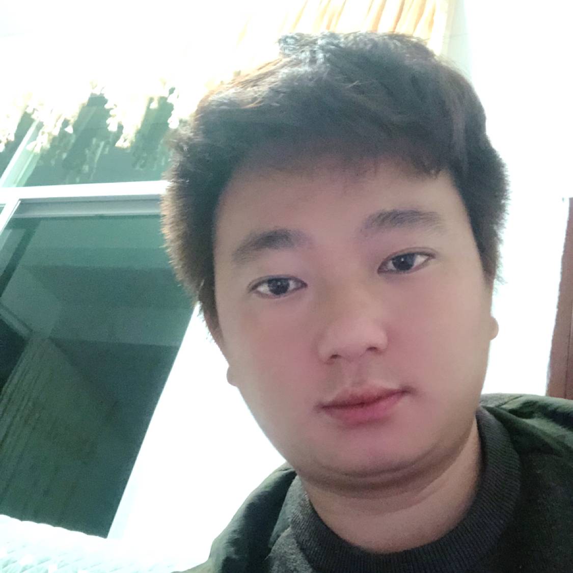 棉花糖蹙眉直率的照片