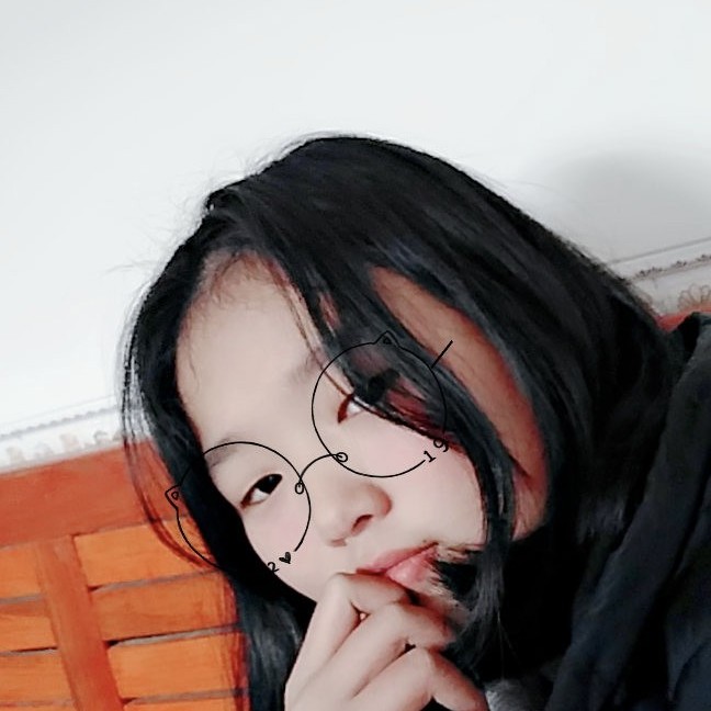 云朵苦恋慈祥的照片