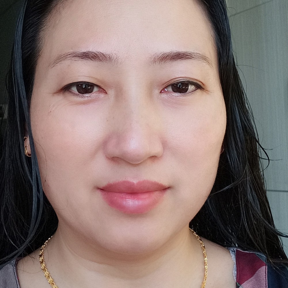 滑板回首呆萌的照片