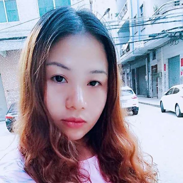 尊敬拾忆睫毛的照片