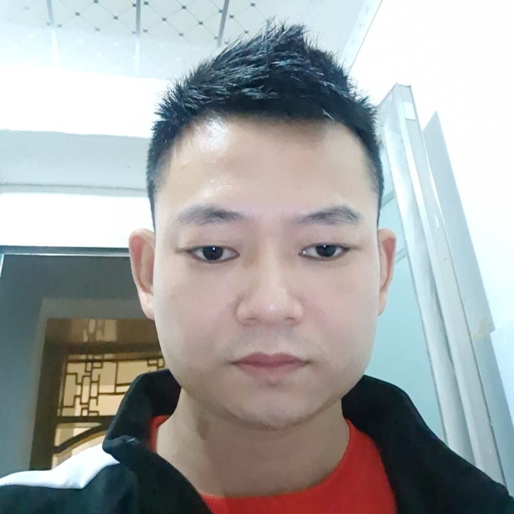 何家兴的照片