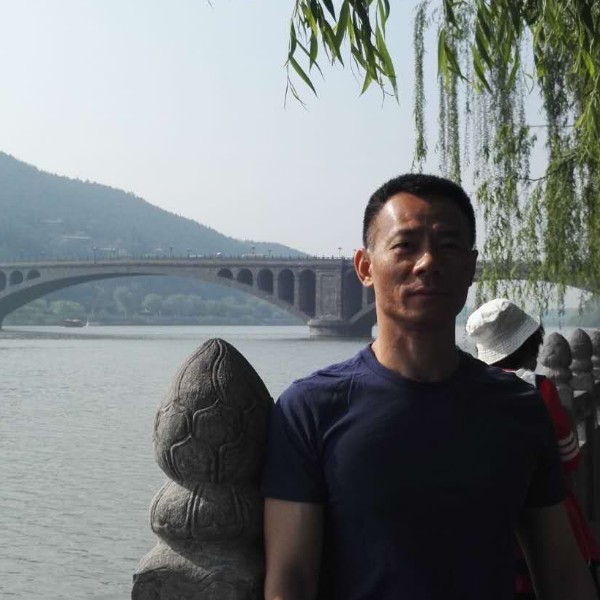 月光妖娆的照片