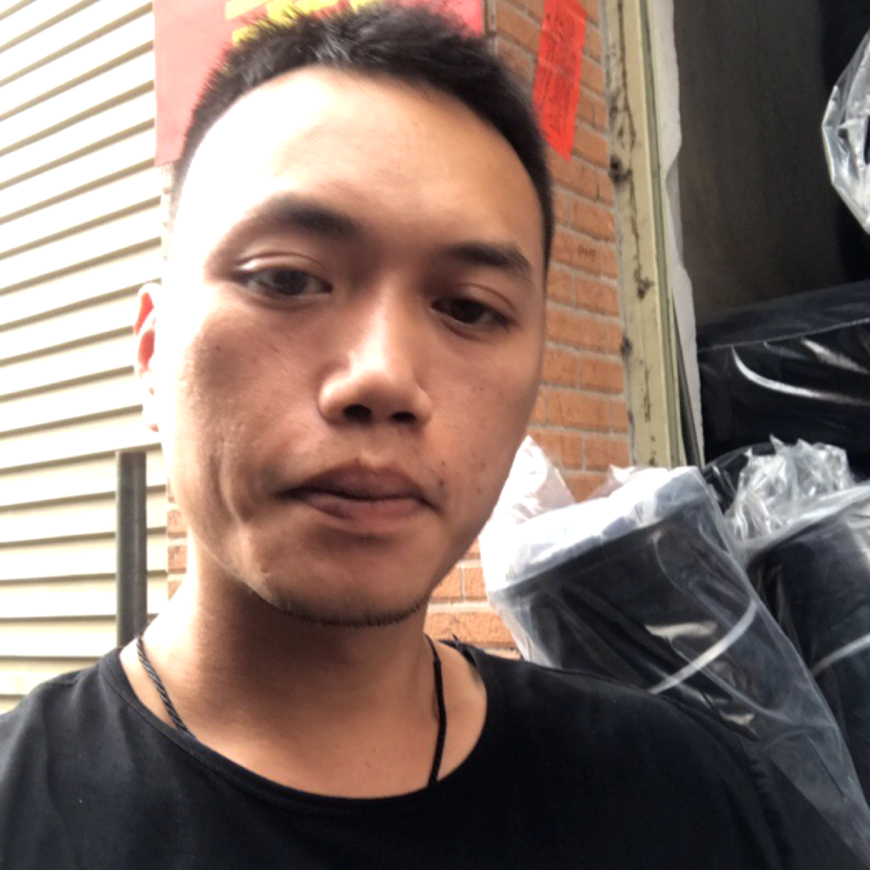 剪影等于迷茫的照片