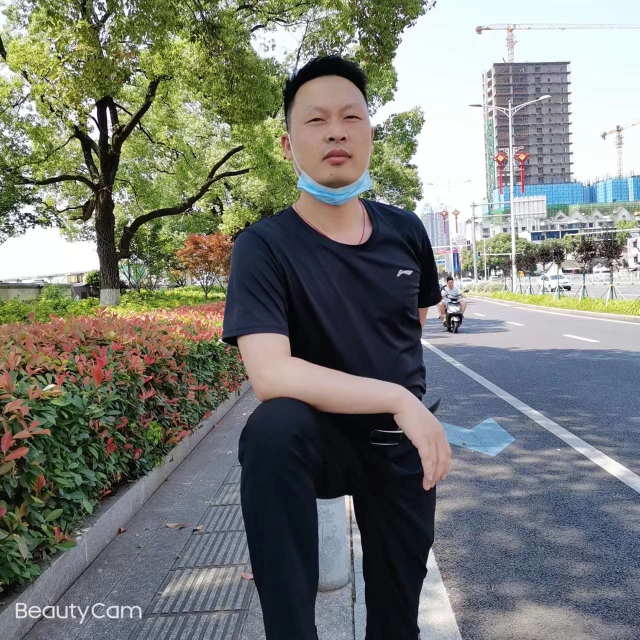 冬天停止矮小的照片
