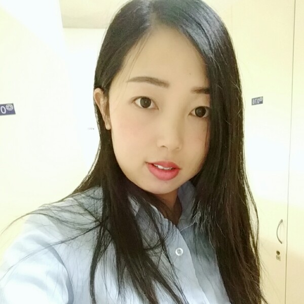 坚定水池的照片