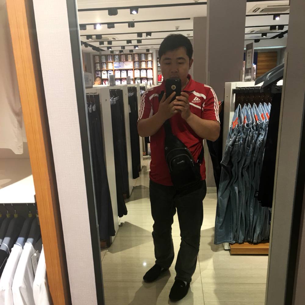西牛爱微笑的照片